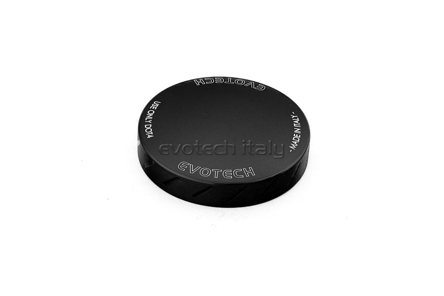 Black front brake fluid reservoir cap