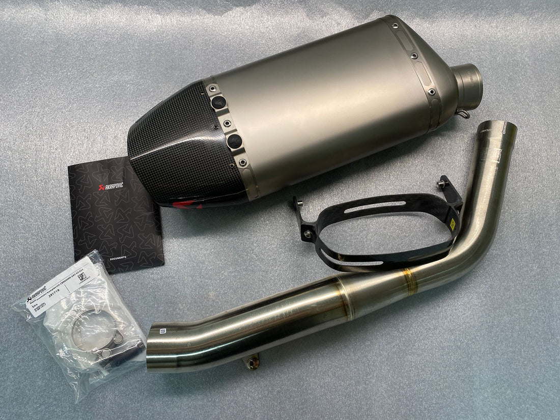 Terminale di Scarico Akrapovic Slip-On Honda CBR 600 RR 2013/2025 - Omologato