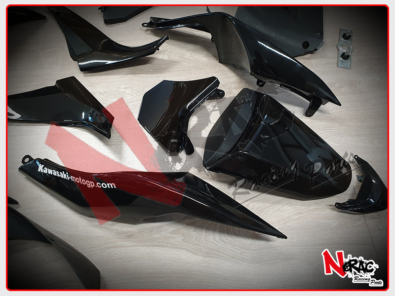 Kit Carena ABS - Kawasaki Ninja ZX-10R 2008/2010 - Grafica White Monster Vers.2