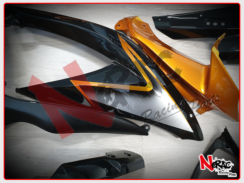 Kit Carena ABS - Suzuki GSX-R 600/750 2008/2010 - Grafica Black/Gold