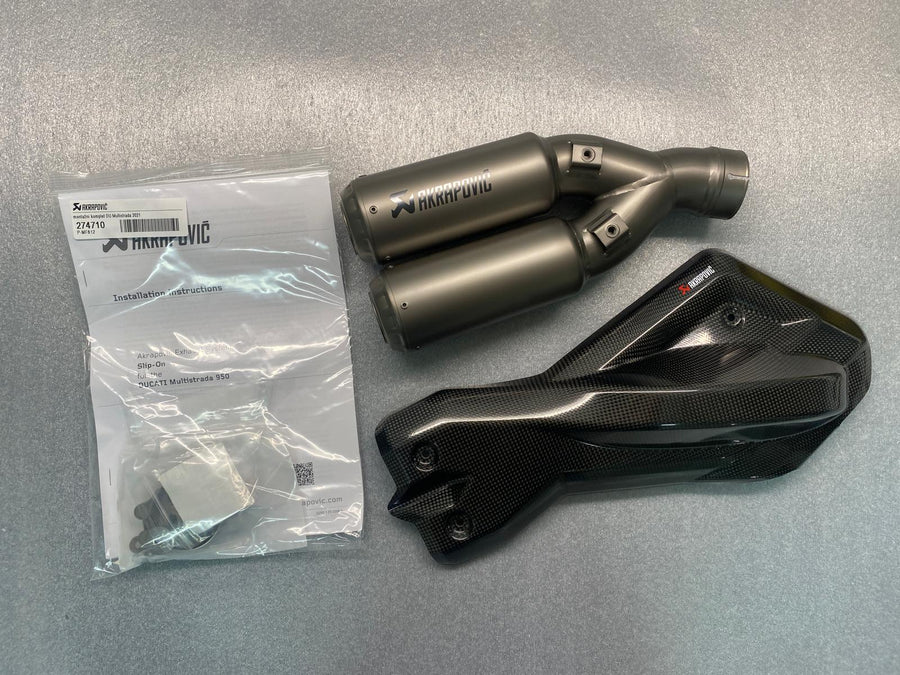 Terminale di Scarico slip-on Akrapovic per Ducati Multistrada 950/950 S 2021/2023